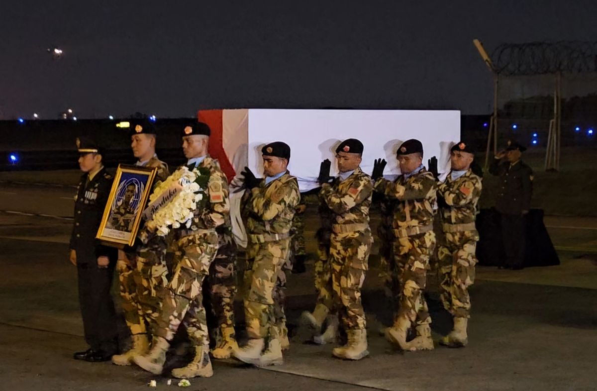 Pelepasan 3 Prajurit TNI yang Gugur di Lebanon Dilaksanakan Haru